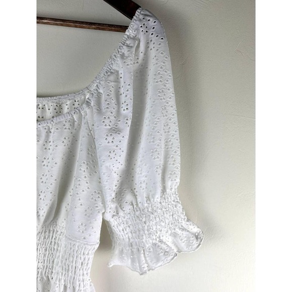 Urban Romantic white eyelit smocked crop top Sz Med - Picture 3 of 4
